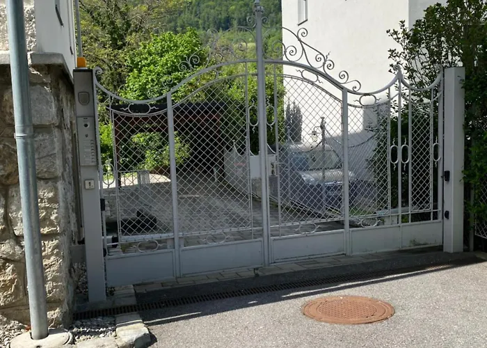 Charmantes Studio-apartment Im Shabby Chic Stil Mit Balkon Und Gartenblick - Ihr Perfektes Zuhause In * Грац